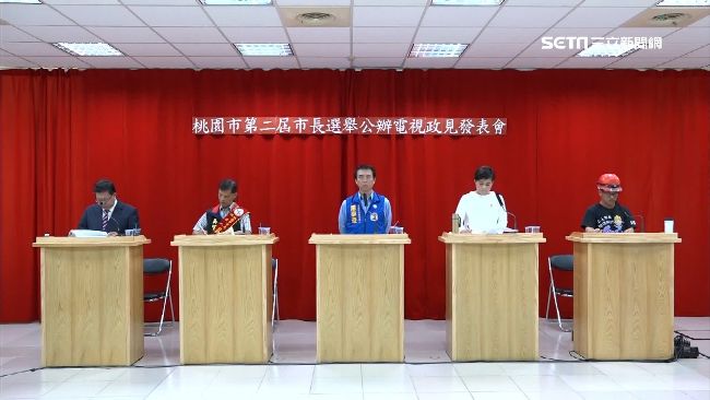 桃政見會四打一　航空城、福利攻防戰