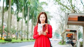 台灣女作家李維菁 臉書