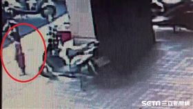 媽媽兩度丟包女兒／翻攝畫面