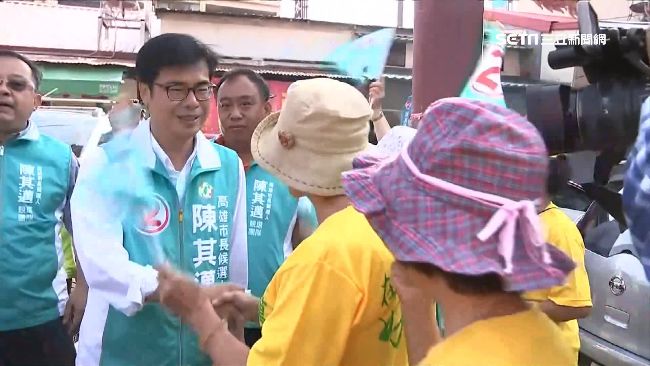 不捨氣爆消防員網路遭攻擊陳其邁哽咽