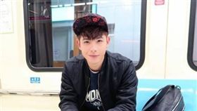 偶像男團SpeXial晨翔（翻攝臉書）