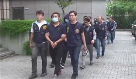 刑事局,四海幫,婚攝,恐嚇取財,恐嚇,毀損,違反槍砲彈藥管制條例,組織犯罪防制法。翻攝畫面