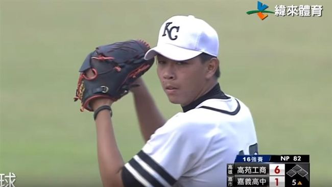 黑豹旗／嘉中投手螃蟹球　軌跡很變態