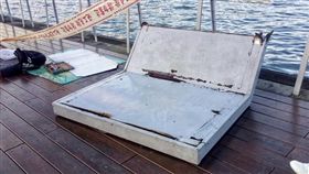 海洋廣場,看板,男童,基隆