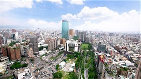 台中市家戶可支配所得破百萬  成長率6都第一行政院主計總處公布106年度家庭收支調查結果顯示，台中市家戶平均可支配所得首度突破新台幣百萬元，來到103萬3169元，且較105年94萬9050元增加8萬4119元，成長率8.86%，為6都第一。（市府提供）中央社記者郝雪卿傳真  107年11月16日