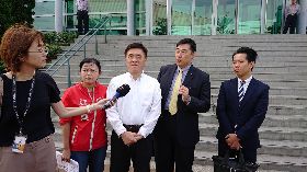 藍指反核食公投案重新公告涉違法提告