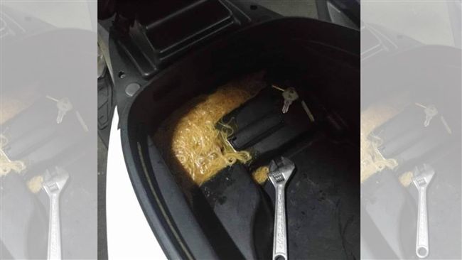 麵線羹倒在車廂裡！網笑翻：移動餐車