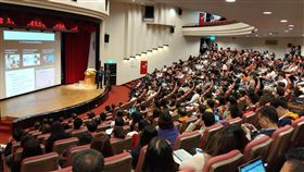 長庚醫院，王永慶，紀念