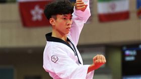 馬允中為中華隊再添1面銀牌。（圖／中華跆協提供）