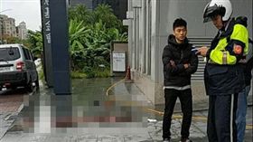 台北,內湖,洗窗,意外。翻攝畫面