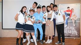 《高校英雄傳》見面會，主要演員劉宇菁、李運慶、徐韜、宋緯恩、席惟倫、何美及蕭志瑋全到齊