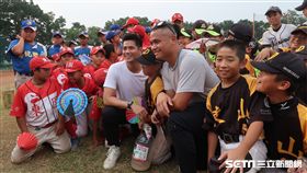 陳偉殷出席徐生明盃棒球教室。（圖／記者王怡翔攝影）