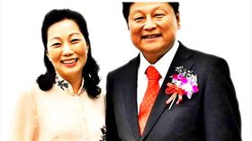 劉曉玫、傅崐萁、徐榛蔚夫婦（圖/臉書）