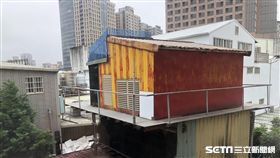 謝女存錢購屋卻遇上違建鴿舍（楊忠翰攝）