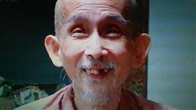 16:9
啃老族之王…70歲歐吉桑只工作過2年　吃飽連碗筷都不洗
圖／翻攝自toratoratora412 Twitter
https://twitter.com/toratoratora412/status/947295410128699393