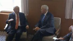 張忠謀,美國副總統彭斯,APEC（圖／翻攝自Vice President Mike Pence Twitter）