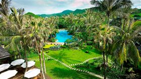 高鐵暖冬遊  推特惠套裝行程台灣高鐵公司14日宣布，推出高鐵假期「暖冬遊補助專案」，與19家星級飯店合作，提供包括高雄、墾丁與花蓮等地高鐵假期「2日自由行」特惠套裝旅遊行程。（台灣高鐵提供）中央社記者汪淑芬傳真  107年11月14日