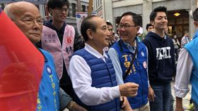 丁守中，王金平˙，蔣萬安，迪化街掃街（圖／丁守中競選辦公室提供）