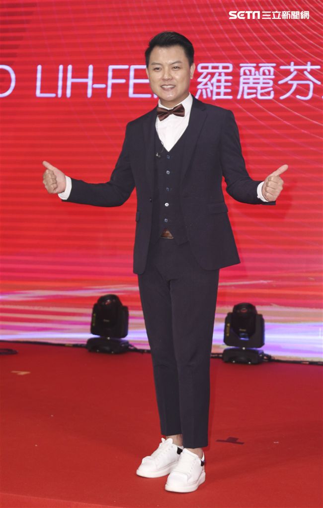 「羅麗芬控股」上市紀念慶典藝人張心傑。（記者林士傑/攝影）