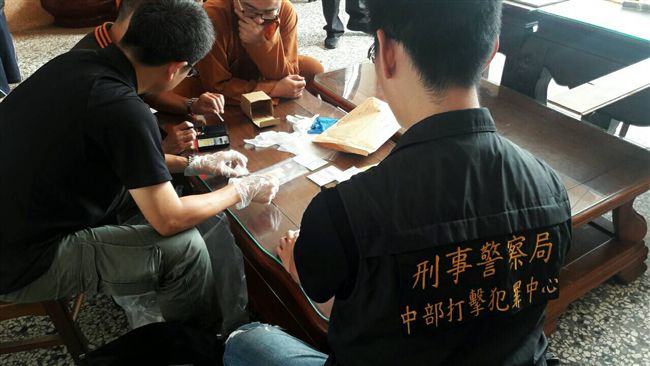 崇佛寺收留開泓　老住持堅信他清白