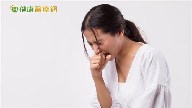 胸悶咳嗽老症頭　少婦就醫竟癌症晚期