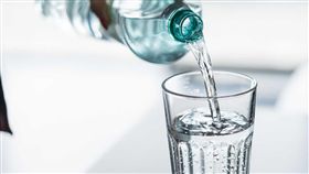 喝水，水杯，杯子（圖／翻攝自pixabay）