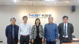 超越摩爾定律  台物理團隊研究登自然