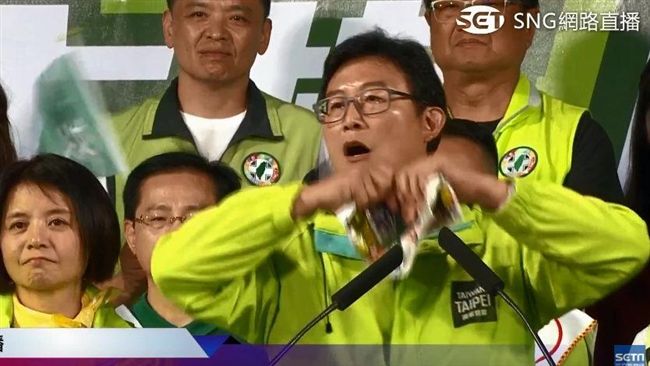 姚文智火力全開　怒撕「這本雜誌」