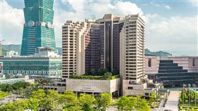 2018最佳酒店航空　台灣君悅長榮獲肯定以報導時尚品味與奢華生活聞名的國外媒體「Luxury Lifestyle」今年2月起對全球讀者進行為期4個月的調查，日前公布調查結果，其中台北君悅酒店名列2018亞洲最佳酒店，長榮航空則被選為全球最佳長途航空公司。（台北君悅酒店提供）中央社記者陳葦庭傳真　107年6月26日