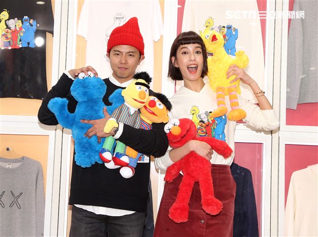 黃鴻升、陳庭妮多變穿搭演繹自我個性。（記者邱榮吉/攝影）