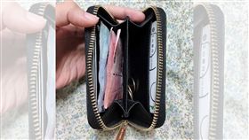 板橋,南雅夜市,粥品,找錢,零錢包(圖/翻攝自爆怨公社)