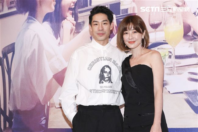 三立迷你劇「你好，幸福」首映會主演藍鈞天與李維維一同合影。（記者林士傑/攝影）