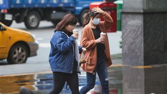 北東部濕涼有雨　3縣市發布大雨特報