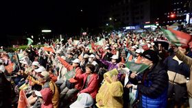 詹雅雯感動獻唱