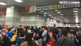 2018ITF台北國際旅展,開幕,民眾,搶購,人潮,／記者蕭筠攝影