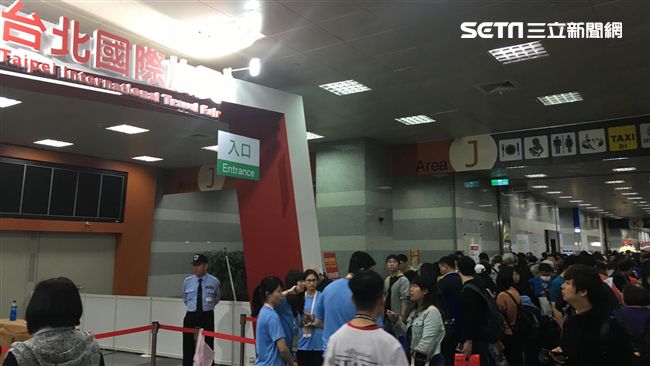 台北旅展網路出問題　無法刷卡民眾怨