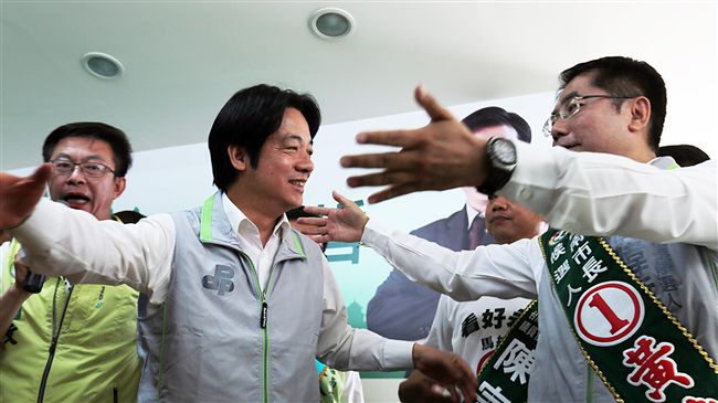 回娘家輔選黃偉哲　賴神喊：信賴選哲