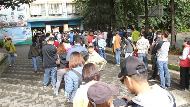 投票耗時久！網揭「這5件事」塞爆