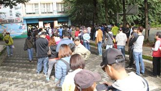 投票耗時久！網揭「這5件事」塞爆