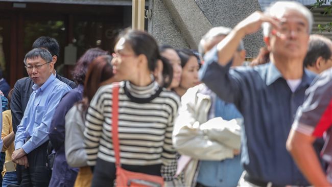 柯文哲排投票　陳佩琪等到先回家洗衣