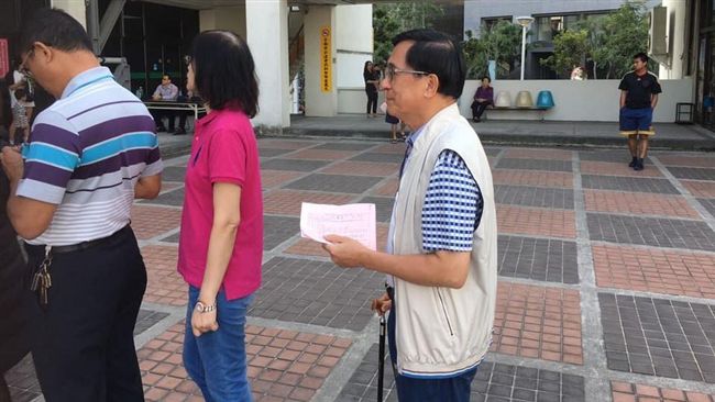 10年來第一次！陳水扁現身台南投票