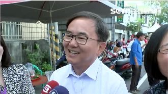 劉櫂豪偕妻投票　昨夜睡飽心情平穩