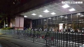 台北地檢署,台北地院,拒馬,驗票,柯文哲,丁守中,開票。翻攝畫面