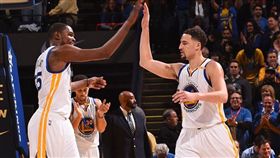 湯神致勝一擊　勇士險勝重登西區王座
NBA,金州勇士,Klay Thompson,Kevin Durant,沙加緬度國王
翻攝自推特