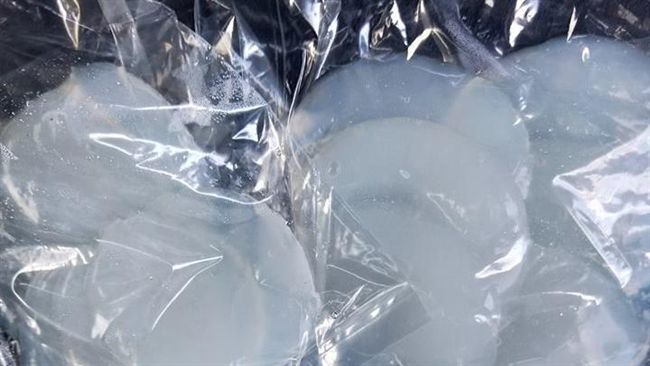 他分享小吃卻誤會大了！網：是胸墊？