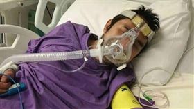 香港導演蕭偉強日前病危，好友發文協尋導演女兒。(圖/翻攝自微博)