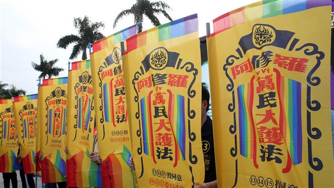 同婚專法審議期　翟神獻策時間換空間