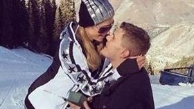 當初求婚兩人瘋狂放閃。（圖／翻攝自IG)