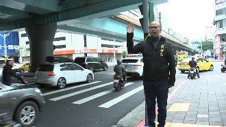 羅智強越級選總統　為逼藍營大老交棒