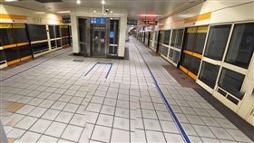 台北,捷運,行天宮站,雨傘,戳傷（圖／翻攝google） 